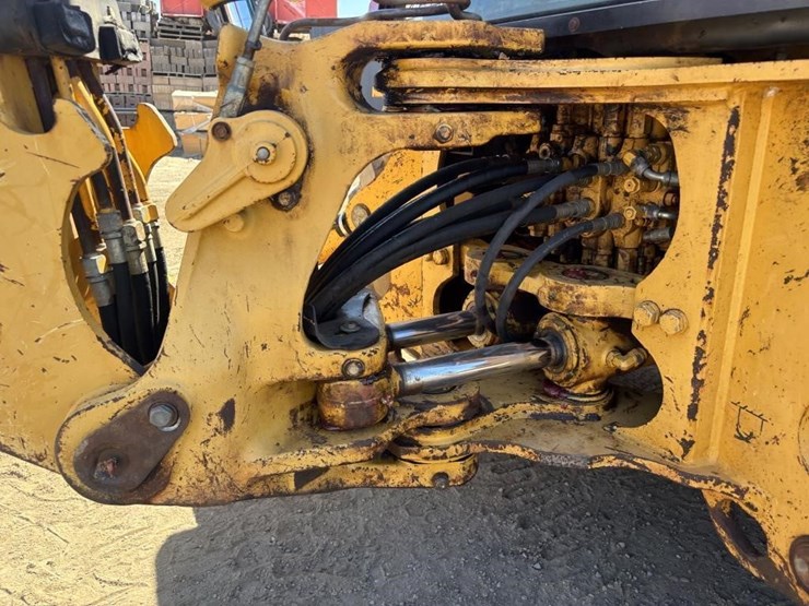 deere-310sg-image-25