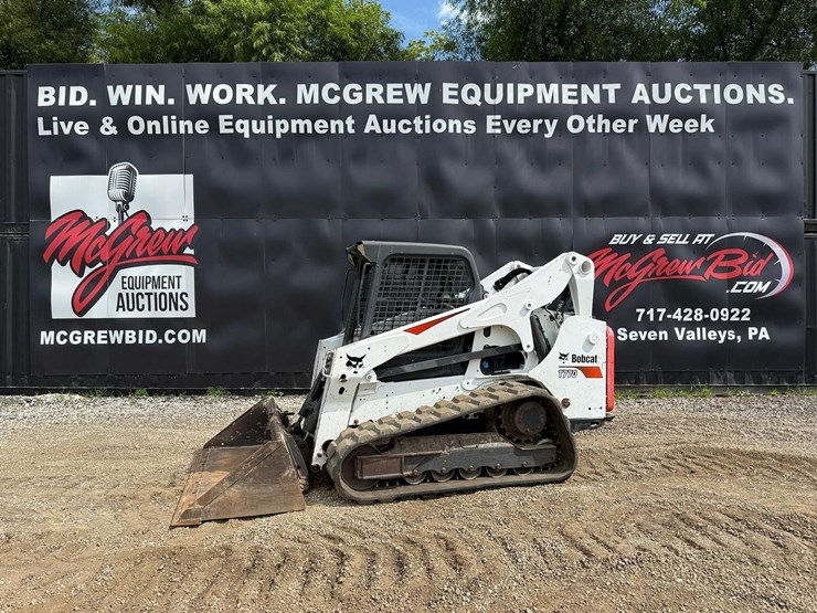 2020-bobcat-t740-image-1