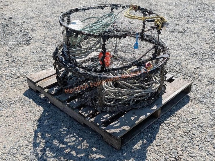 2--crab-pots-image-6