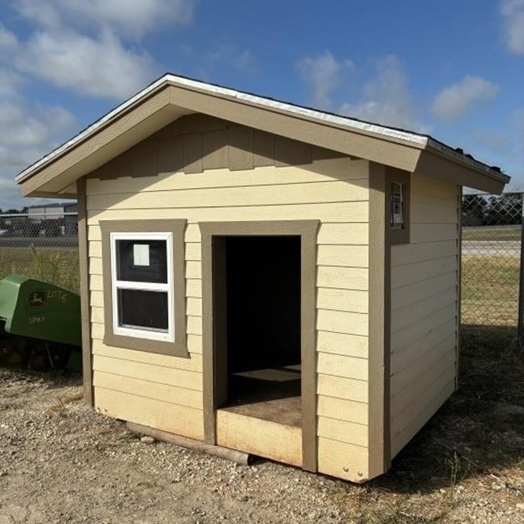 SL - Play/Dog House