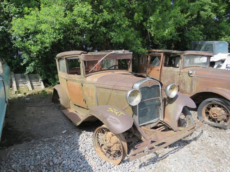 1931-ford-2dr-sedan-image-1