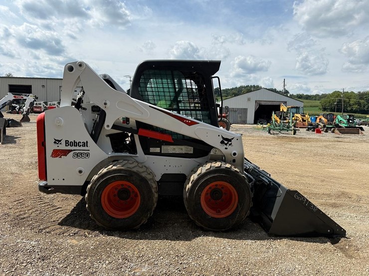 2018-bobcat-s590-image-5