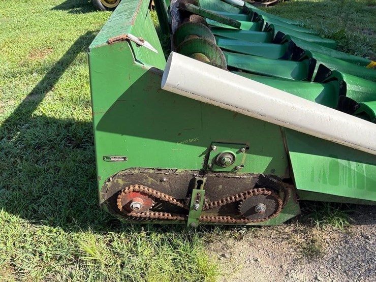 john-deere-8-image-8