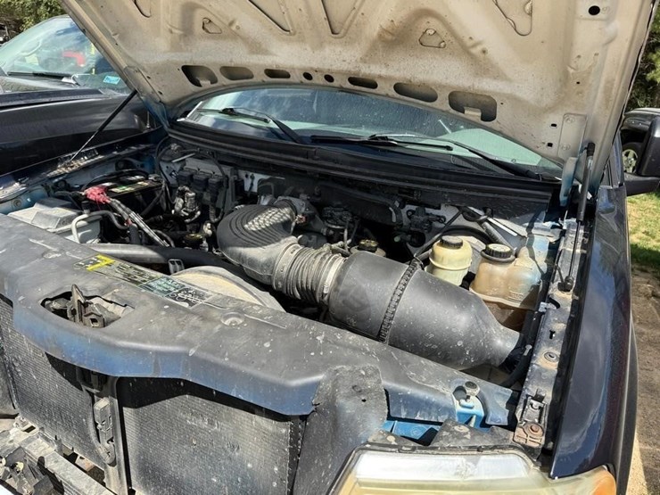 2004-ford-f150-image-8