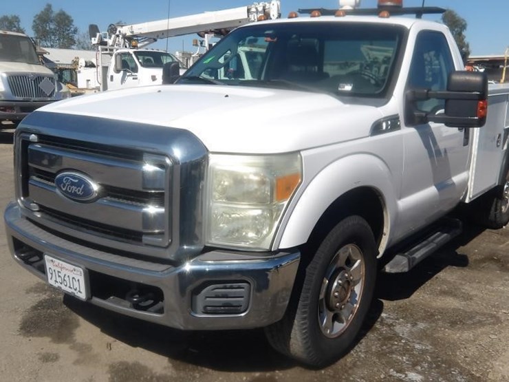 2011-ford-f350-image-1