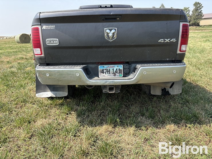 2017-dodge-3500-image-19