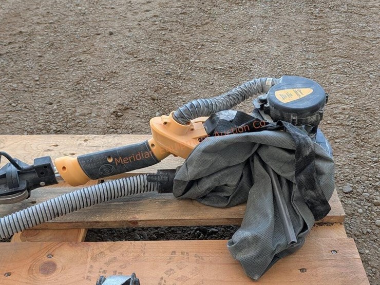 accucraft-drywall-sander-&-drywall-stilits-image-14