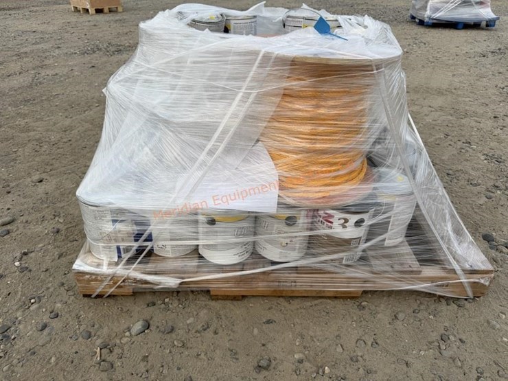 pallet-of-asst.-paint-image-4