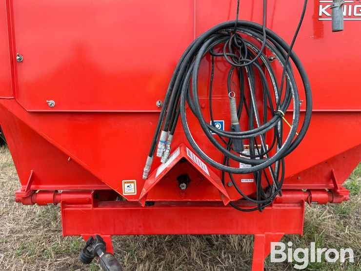 2021-kuhn-knight-reel-auggie-3130t-reel-mixer-wagon-w/scale-image-15
