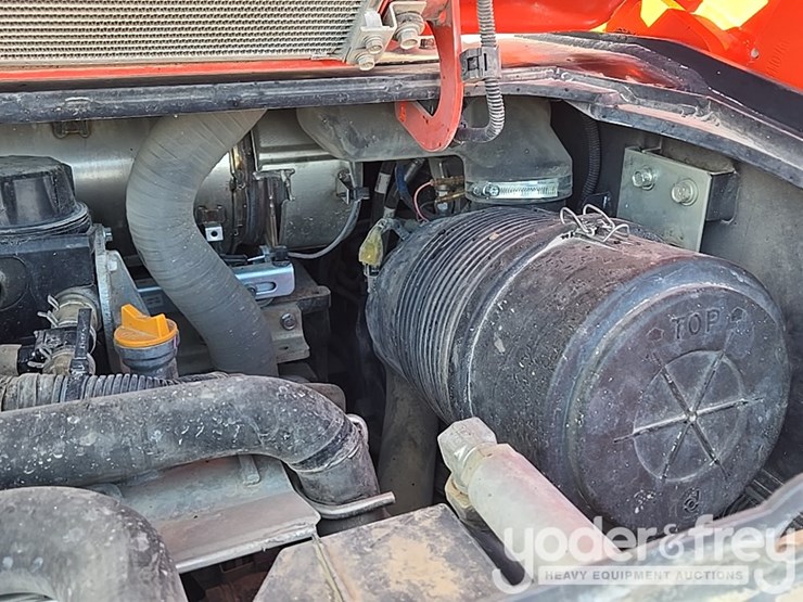 2023-kubota-svl97-2-image-36
