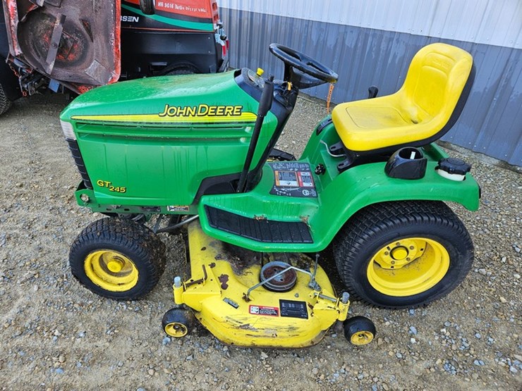 john-deere-245-image-2