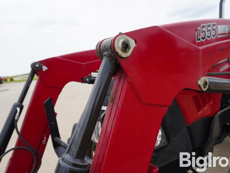 2019-case-ih-farmall-70a-image-18