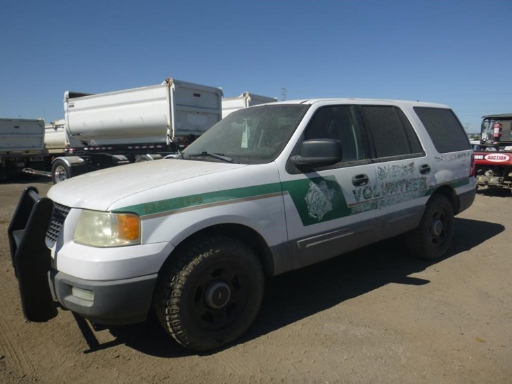 2005-ford-expedition-image-1