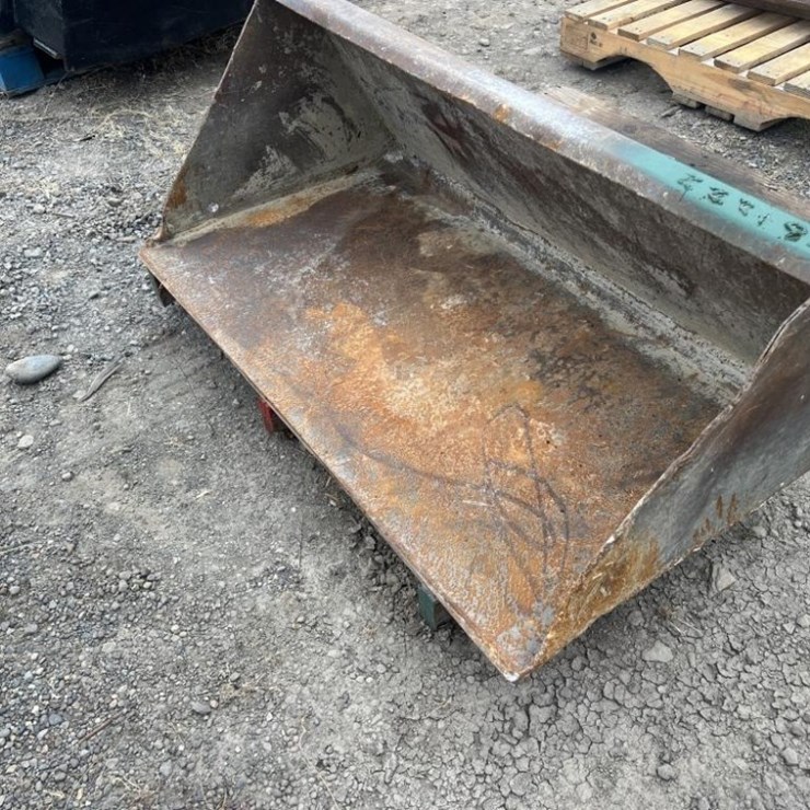 Dingo GP Bucket