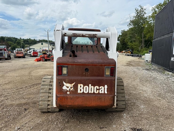 2007-bobcat-t320-image-3