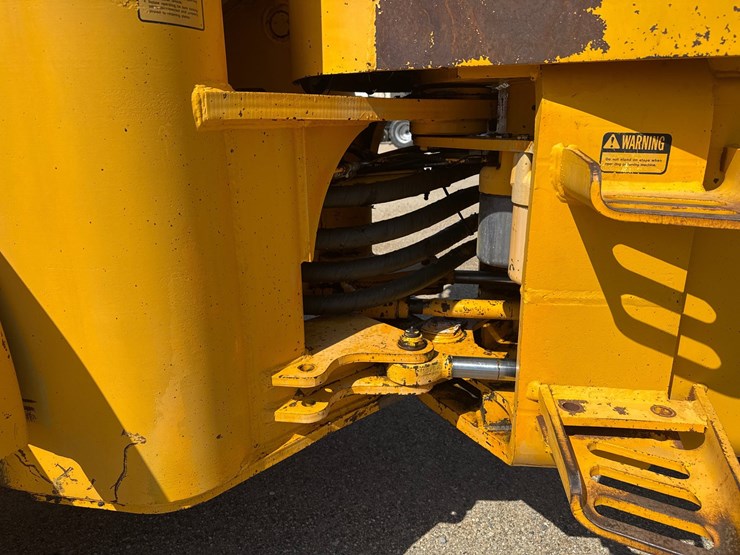 deere-644c-image-11