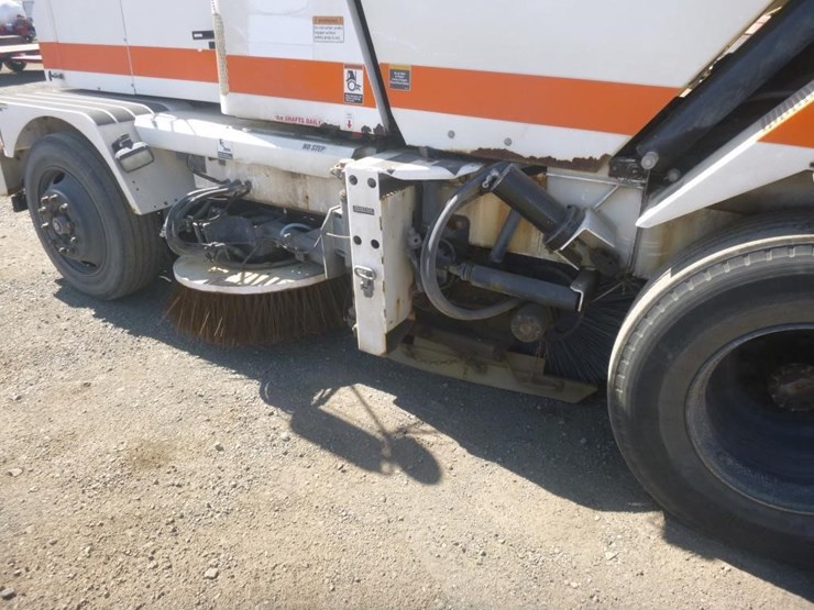 2013-global-m4-sweeper-image-12
