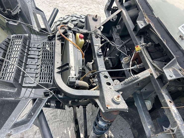2015-polaris-ranger-570-image-11