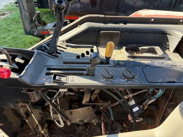 case-ih-7110-image-12