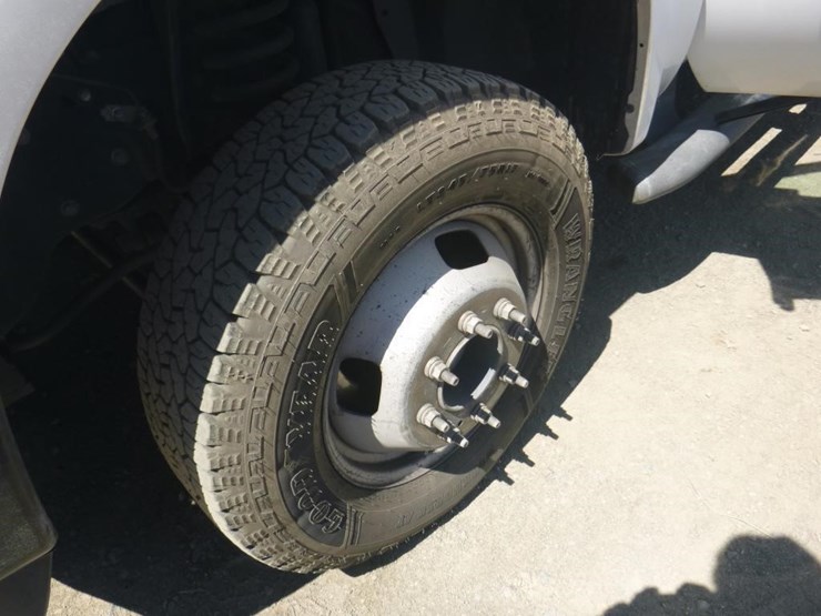2009-ford-f350-image-11