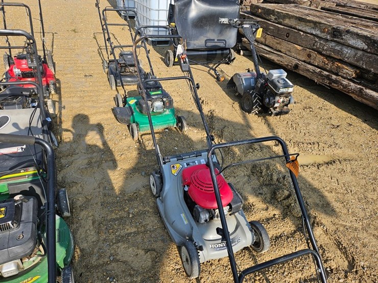 #18-•-honda-push-mower-image-6