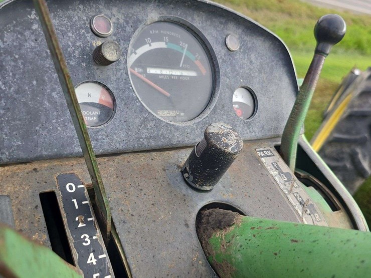 1964-john-deere-3020-image-15