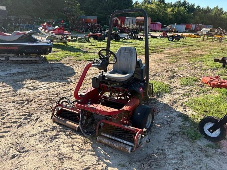 toro-greensmaster-3150-image-1