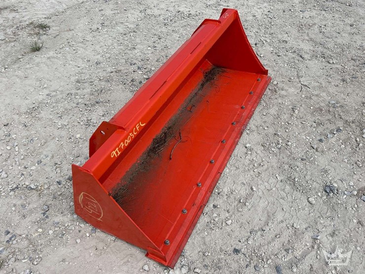 2024-kubota-l2248-66in.-quick-attach-tractor-loader-bucket-image-2