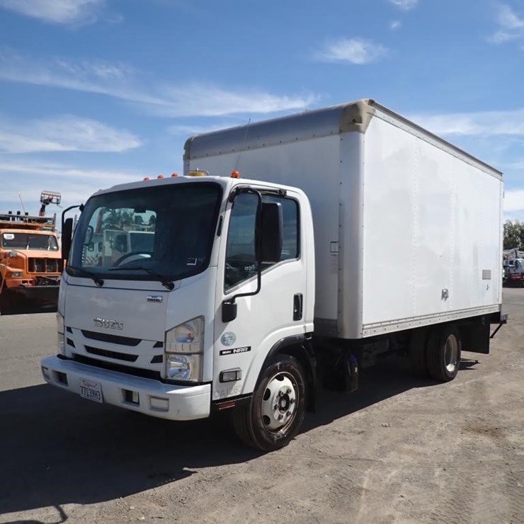 2016 ISUZU NPR