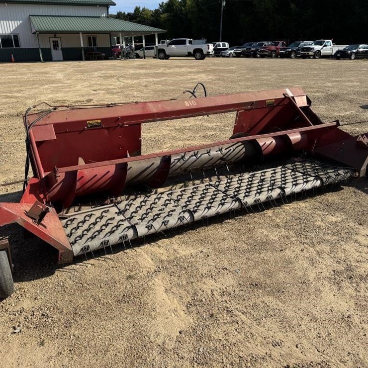 CASE IH 810
