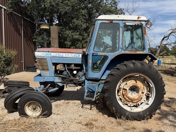 ford-7700-image-1