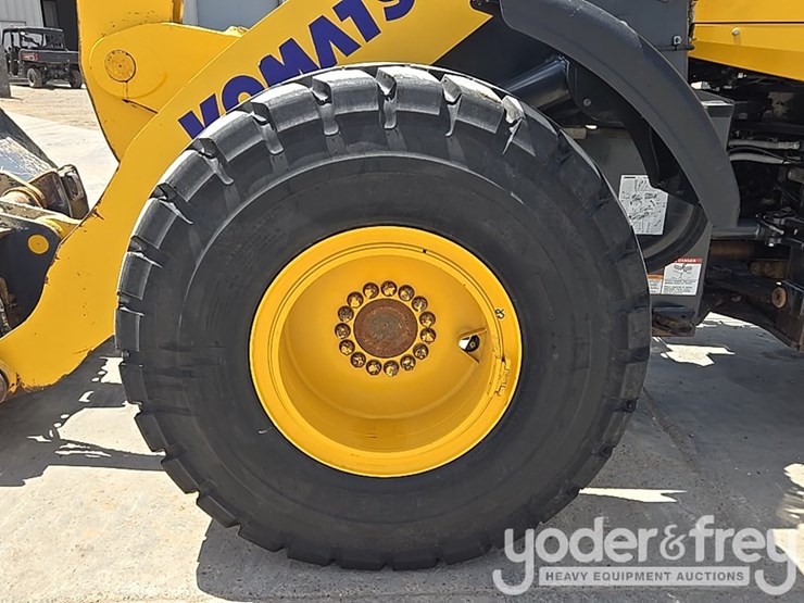 2024-komatsu-wa320-8-image-10