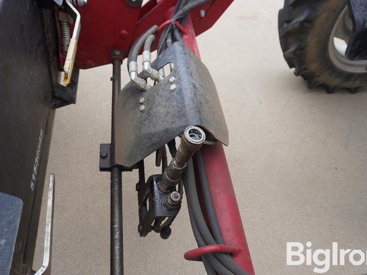 2019-case-ih-farmall-70a-image-15