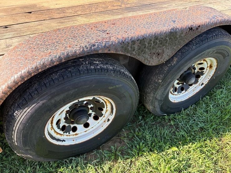 trailerman-tandem-axle-gooseneck-trailer-image-7