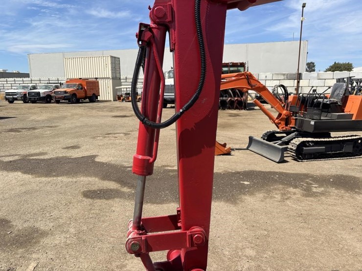 yanmar-yb35-image-15