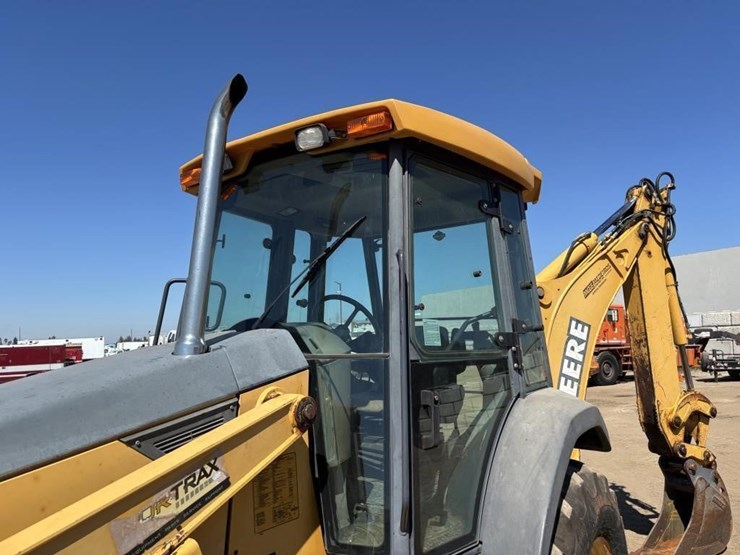 deere-310sg-image-34