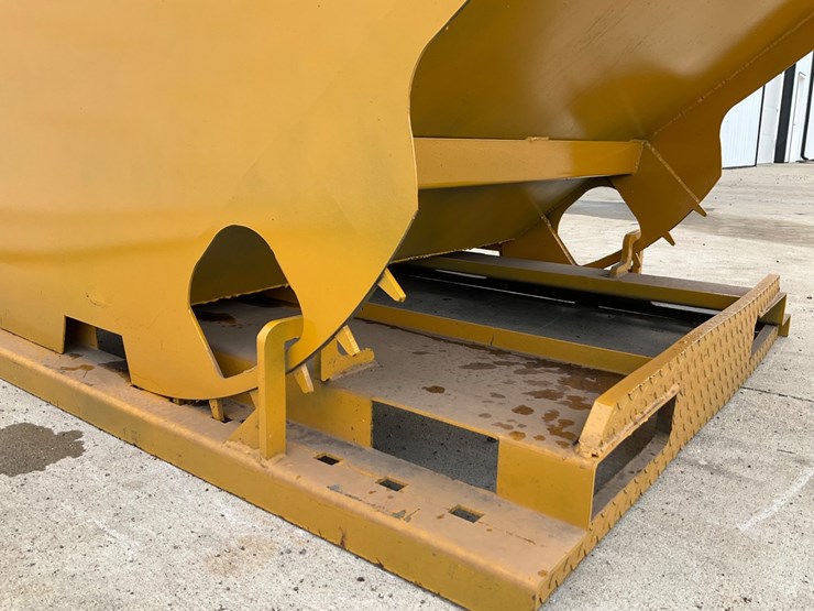 #4100-•-self-dumping-hopper-image-7