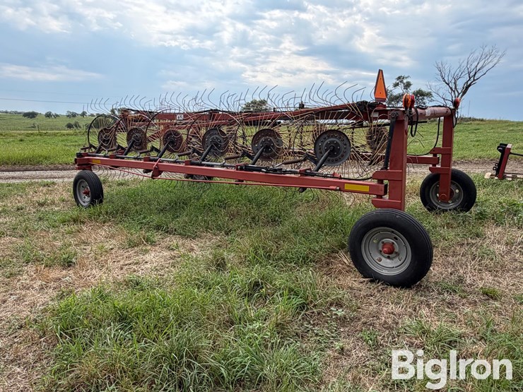 2009-massey-ferguson-3983-image-7