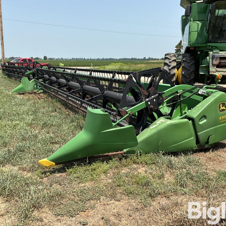 2003 JOHN DEERE 630F