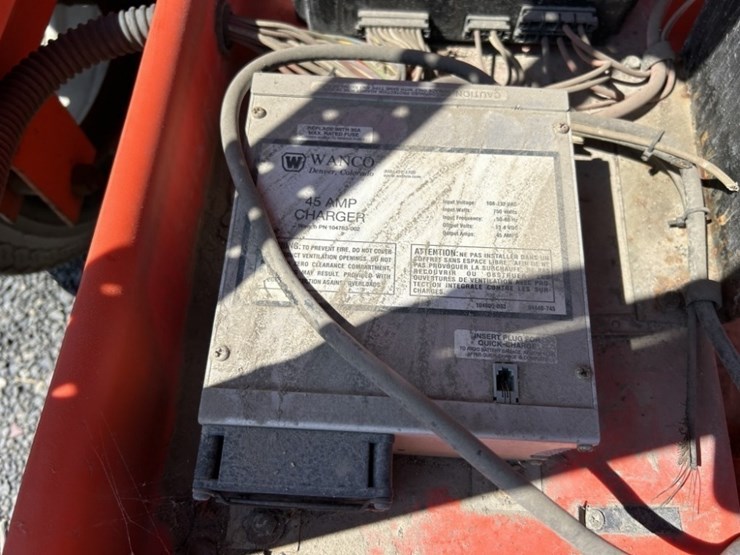 2000-trafcon-tc1-25s-towable-arrow-board-image-19
