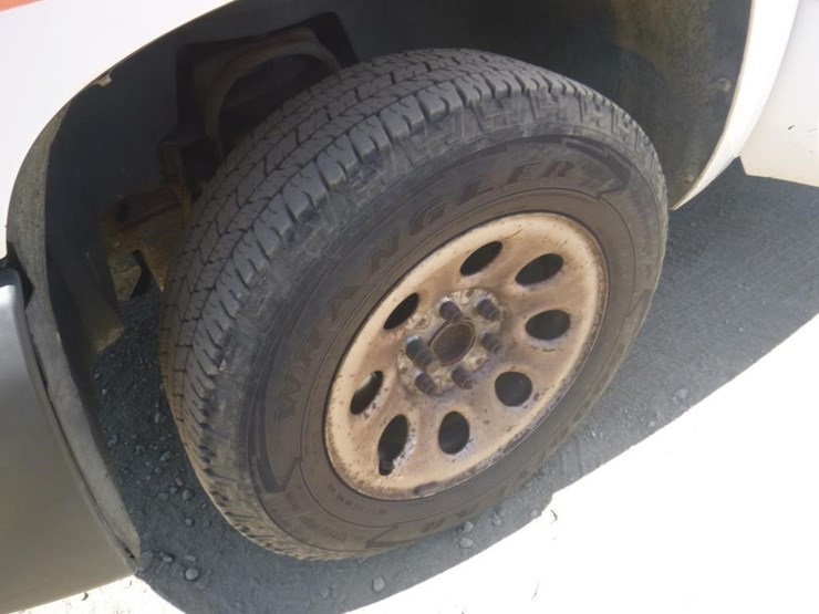 2008-chevrolet-1500-image-11