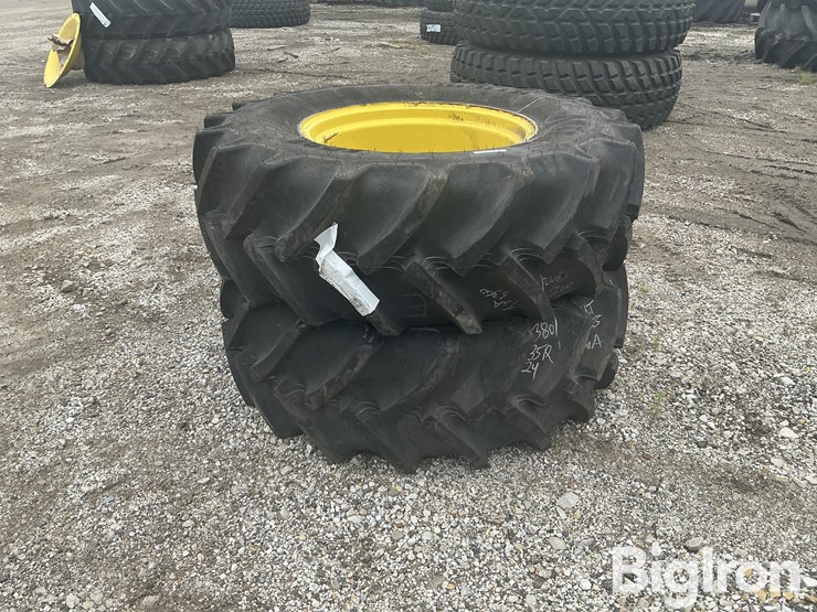 deere-tires-image-1