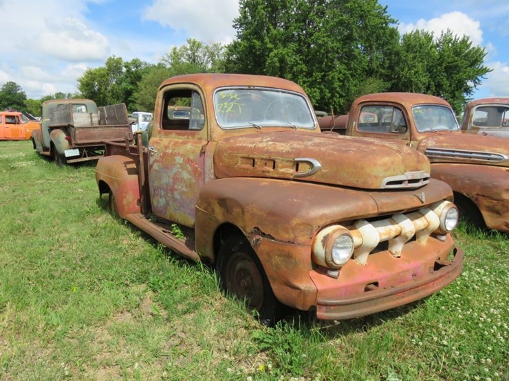 1951-ford-f1-image-1
