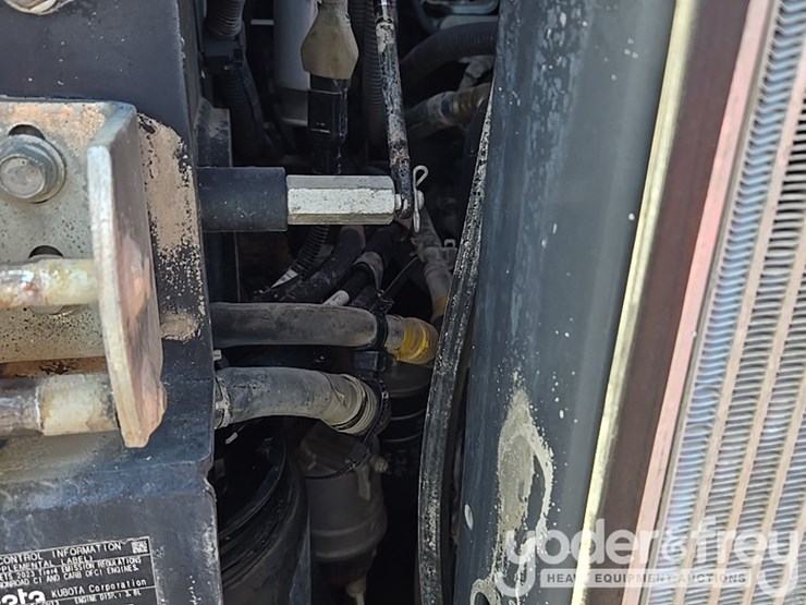 2023-kubota-svl97-2-image-38