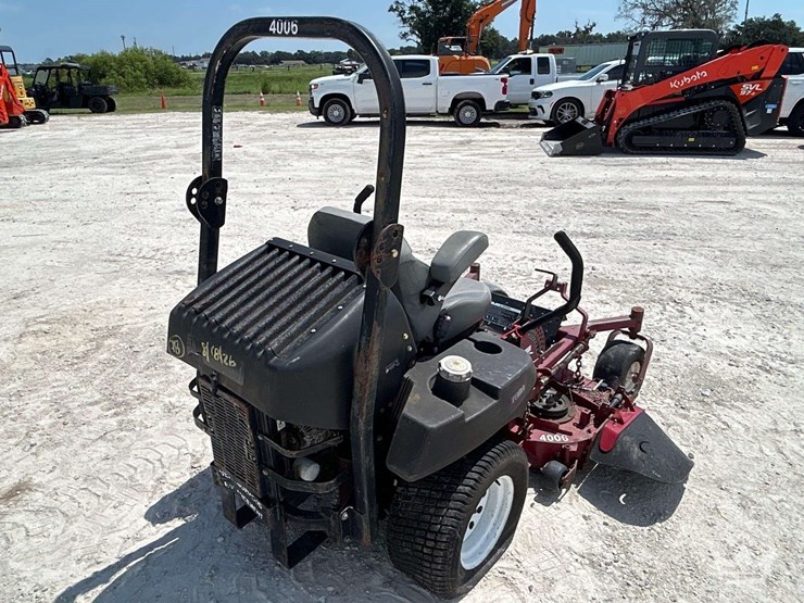 2013-toro-z-master-52in-zero-turn-commercial-mower-image-3