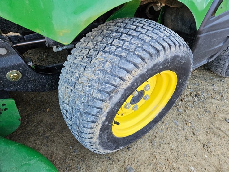 2023-john-deere-1550-image-16