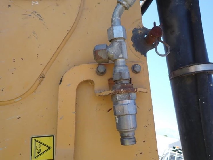2008-caterpillar-430e-image-15