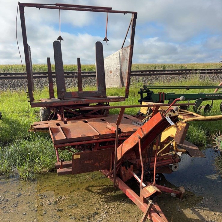 NEW HOLLAND 1010