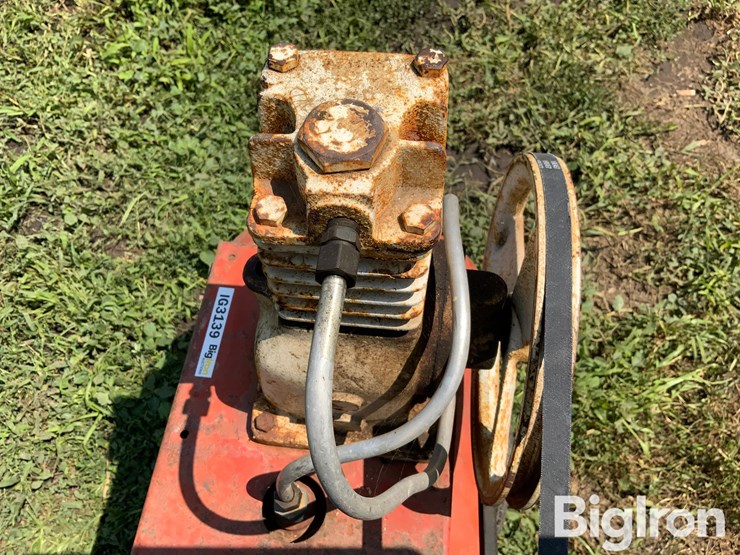 springfield-44a5-air-compressor-image-12