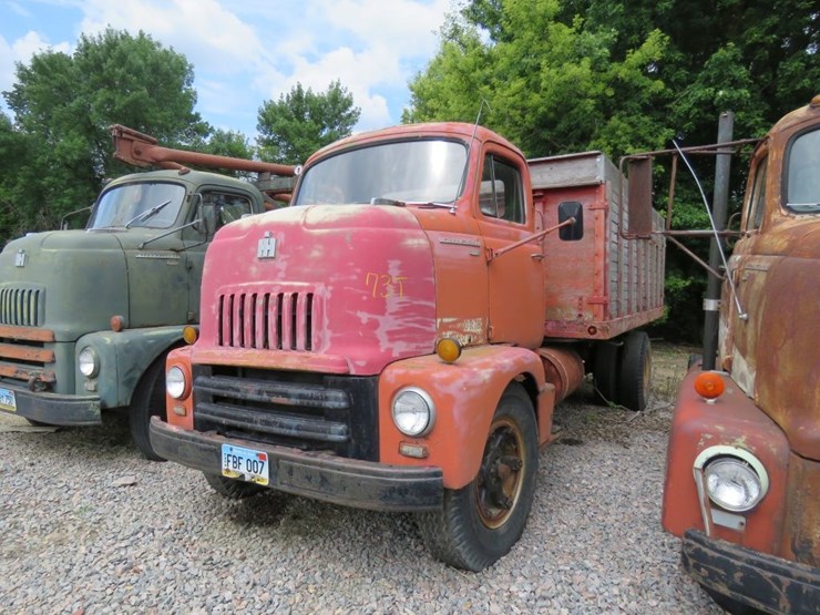 1953-international-130-image-1